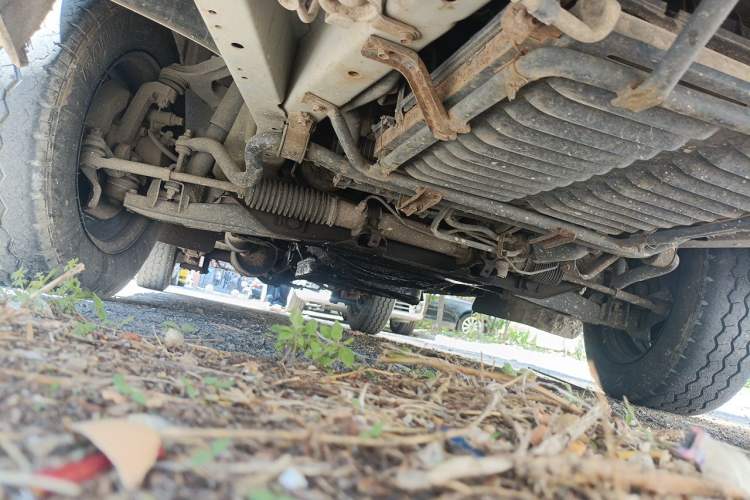 Used Jinbei Hiace 2011 2.5T Fifth-Generation Entrepreneur Edition Classic Version YC4FB90-36 Chassis Front