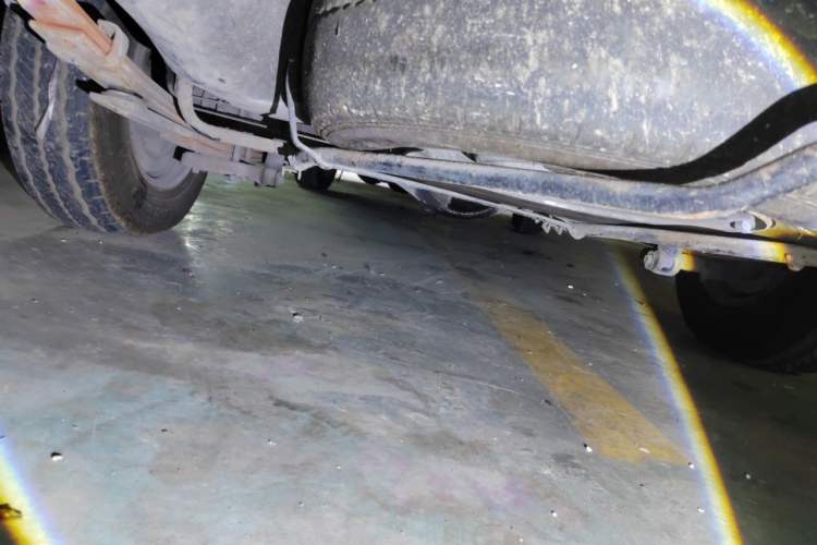 Used Jinbei Hiace 2011 2.0L 5th Generation Power King Classic 4G20D4B Chassis Rear