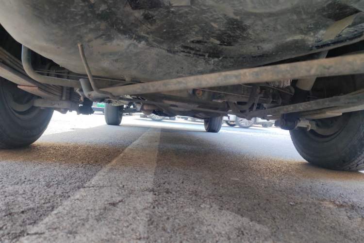 Used Jinbei Hiace 2011 2.0L 5th Generation Power King Classic 4G20D4B Chassis Rear