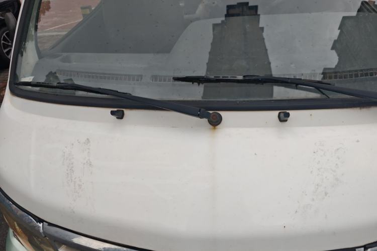 Used Jinbei Hiace 2011 2.0L 5th Generation Kuaiyunwang Standard Version 4G20B Engine Bay