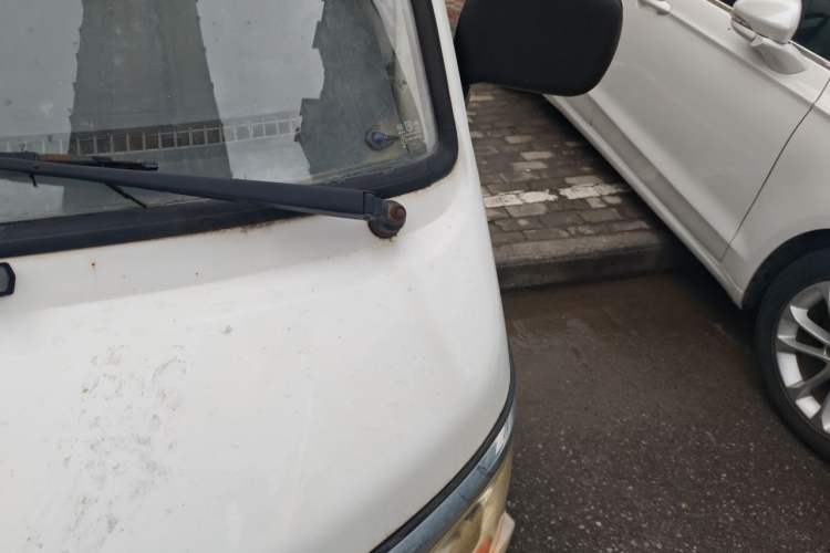 Used Jinbei Hiace 2011 2.0L 5th Generation Kuaiyunwang Standard Version 4G20B Engine Bay Left