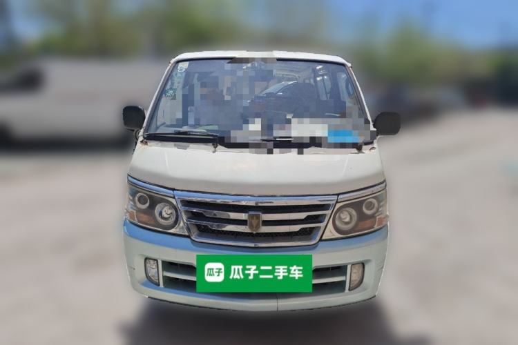 Used Jinbei Hiace 2011 2.0L Fifth-Generation Express Luxury V19 Front