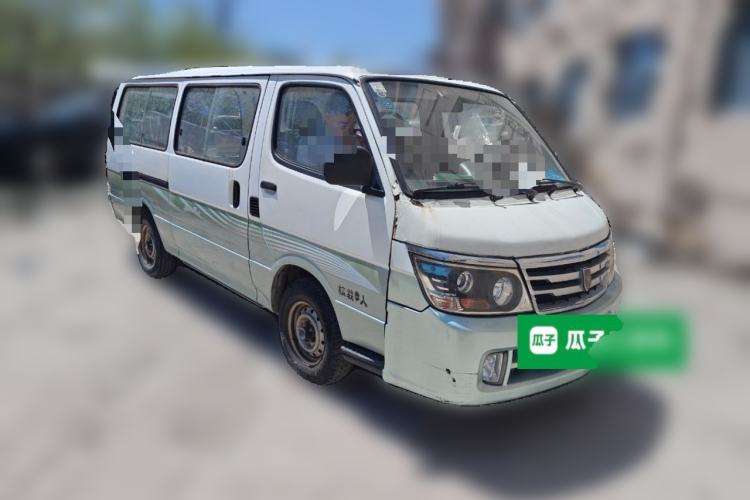 Used Jinbei Hiace 2011 2.0L Fifth-Generation Express Luxury V19 Front Right 45 Deg