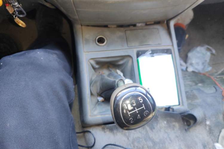Used Jinbei Hiace 2011 2.0L 5th Generation Power King Classic 4G20D4B Gear Lever