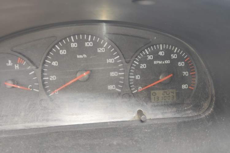 Used Jinbei Hiace 2011 2.0L Fifth-Generation Express Luxury V19 Instrument Cluster