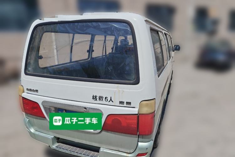 Used Jinbei Hiace 2011 2.0L Fifth-Generation Express Luxury V19 Rear Right 45 Deg
