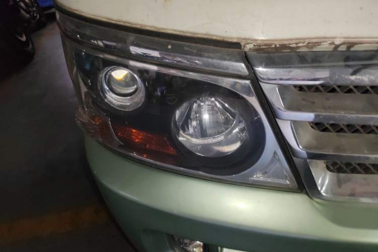 Used Jinbei Hiace 2011 2.0L 5th Generation Power King Classic 4G20D4B Right Front Headlight