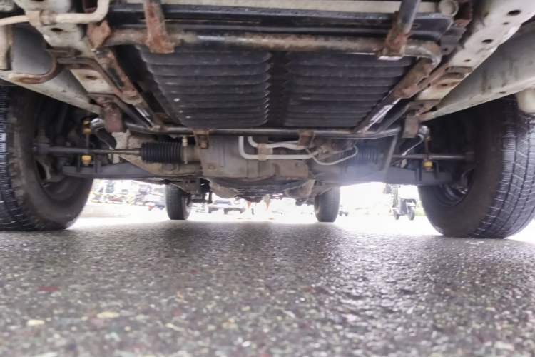 Used Jinbei Hiace 2011 2.0L Fifth-Generation Kuaiyun Classic V19 Chassis Front