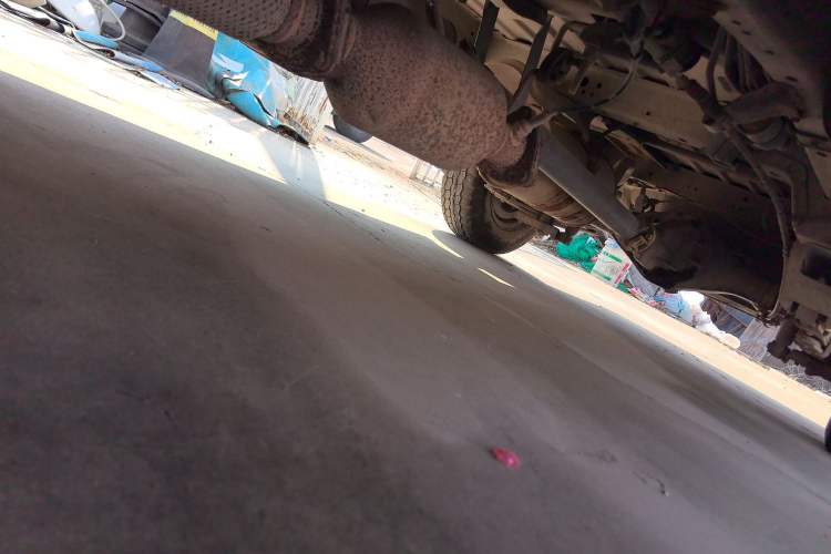 Used Jinbei Hiace 2011 2.0L 5th Generation Kuaiyunwang Standard Version 4G20B Chassis Front Left