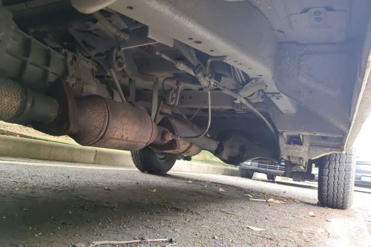 Used Jinbei Hiace 2011 2.0L 5th Generation Kuaiyunwang Standard Version 4G19 Chassis Front Left