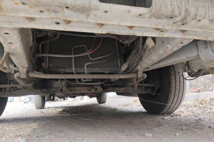 Used Jinbei Hiace 2011 2.0L 5th Generation Kuaiyunwang Comfort Type K 4G19 Chassis Front