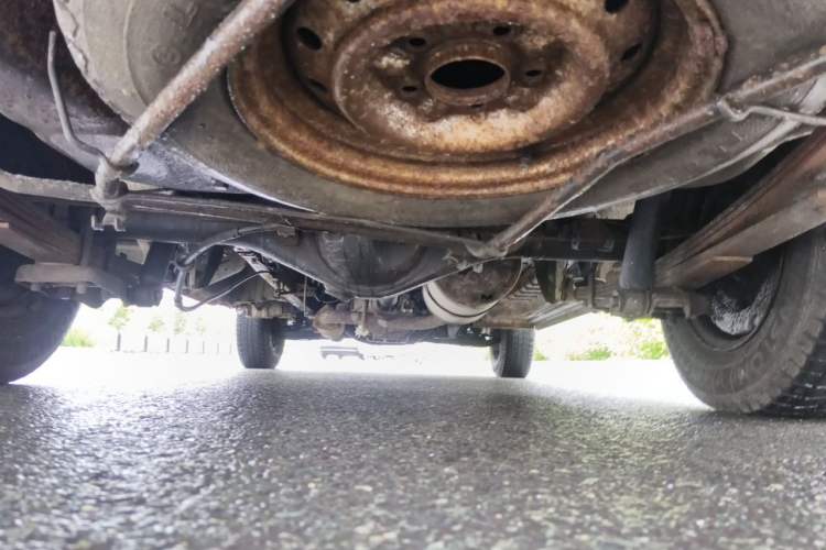 Used Jinbei Hiace 2011 2.0L Fifth-Generation Kuaiyun Classic V19 Chassis Rear