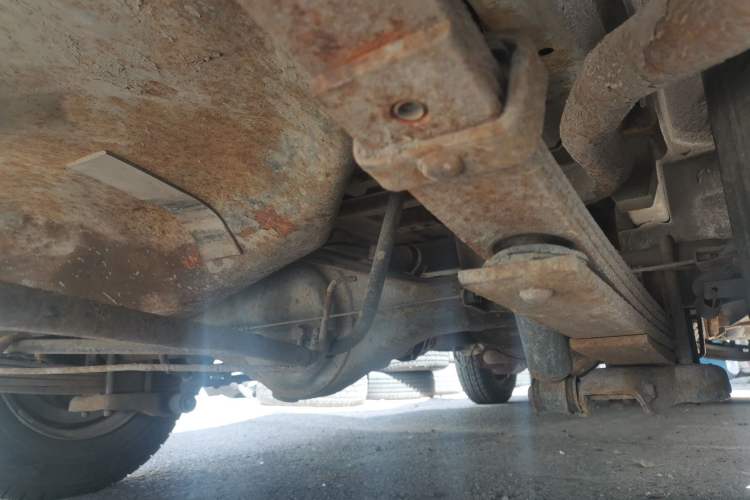 Used Jinbei Hiace 2011 2.0L 5th Generation Kuaiyunwang Standard Version 4G19 Chassis Rear
