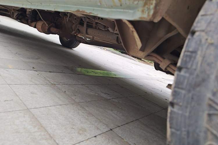 Used Jinbei Hiace 2011 2.0L 5th Generation Xiangyun Comfort Version 4G20D4B Chassis Rear Left
