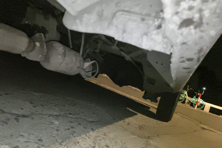 Used Jinbei Hiace 2011 2.0L Fifth-Generation Kuaiyun Classic V19 Chassis Rear Right
