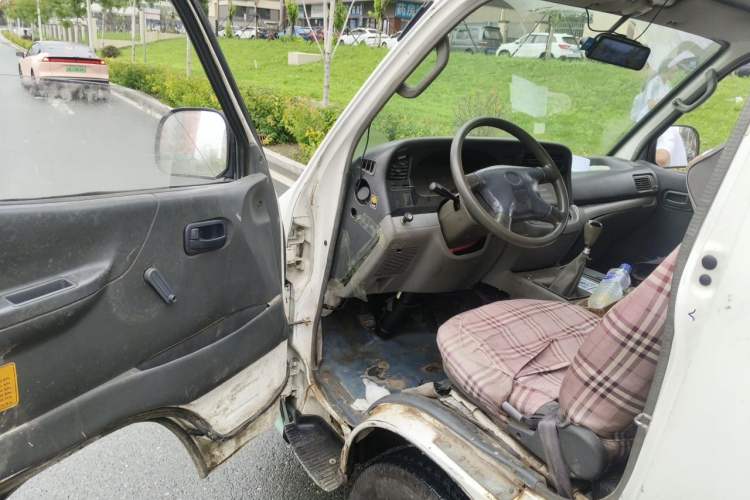 Used Jinbei Hiace 2011 2.0L Fifth-Generation Kuaiyun Classic V19 Driver Seat