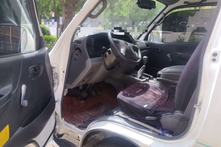 Used Jinbei Hiace 2011 2.0L 5th Generation Kuaiyunwang Comfort Z-Type 4G20B Driver Seat