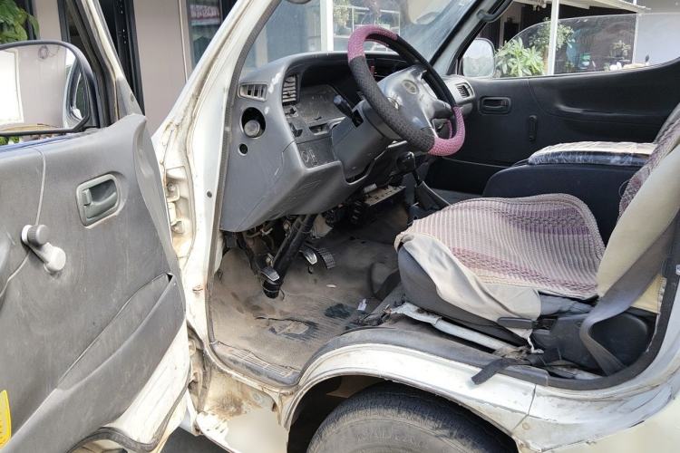 Used Jinbei Hiace 2011 2.0L Fifth-Generation Kuaiyun Classic V19 Driver Seat