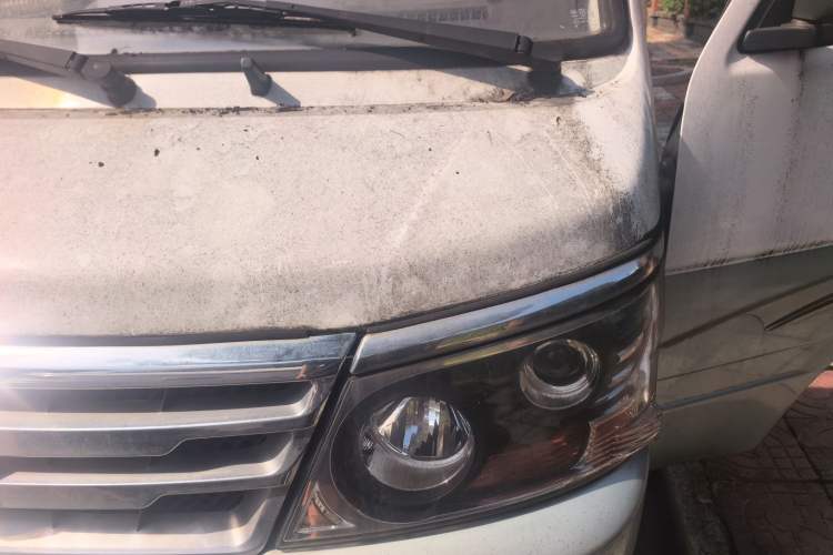 Used Jinbei Hiace 2011 2.0L Fifth-Generation Xiangyun Classic 4G20D4B Engine Bay Left