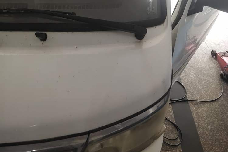Used Jinbei Hiace 2011 2.0L 5th Generation Kuaiyunwang Luxury Edition 4G19 Engine Bay Left