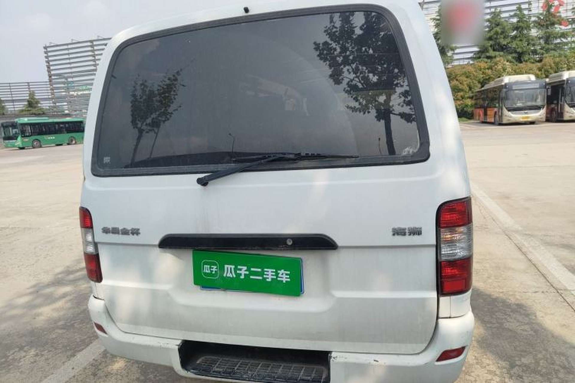 Used Jinbei Hiace 2011 2.0L 5th Generation Kuaiyunwang Comfort Type K 4G19 Exterior 4