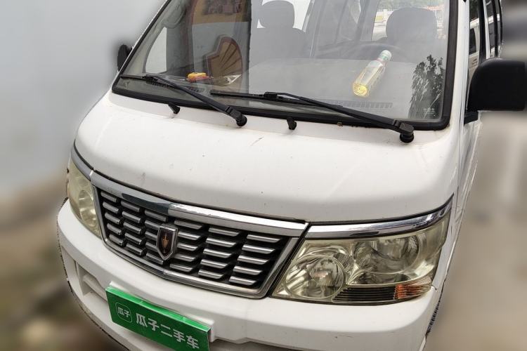Used Jinbei Hiace 2011 2.0L 5th Generation Kuaiyunwang Standard Version 4G19 Front