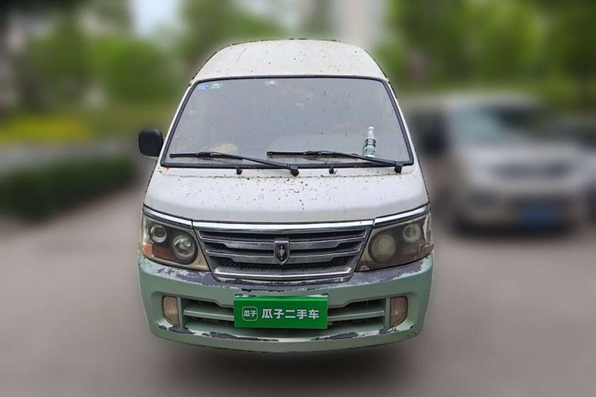 Used Jinbei Hiace 2011 2.0L 5th Generation Xiangyun Comfort Version 4G20D4B Front