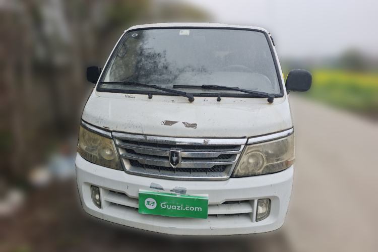 Used Jinbei Hiace 2011 2.0L 5th Generation Kuaiyunwang Standard Version 4G19 Front
