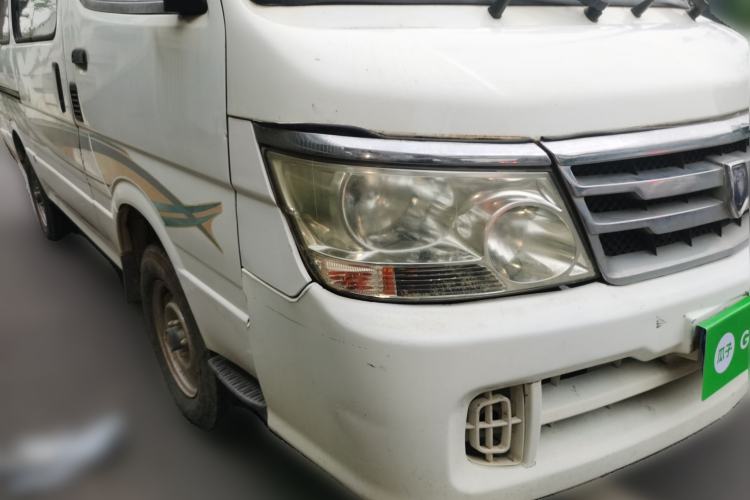 Used Jinbei Hiace 2011 2.0L 5th Generation Kuaiyunwang Luxury Edition 4G19 Front Right 45 Deg