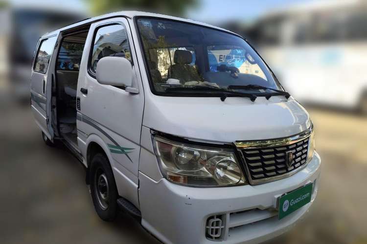 Used Jinbei Hiace 2011 2.0L Fifth-Generation Kuaiyunwang Standard Version 4G21B Front Right 45 Deg