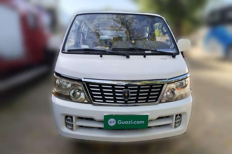Used Jinbei Hiace 2011 2.0L Fifth-Generation Kuaiyunwang Standard Version 4G21B Front