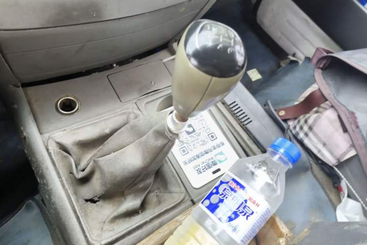 Used Jinbei Hiace 2011 2.0L Fifth-Generation Kuaiyun Classic V19 Gear Lever