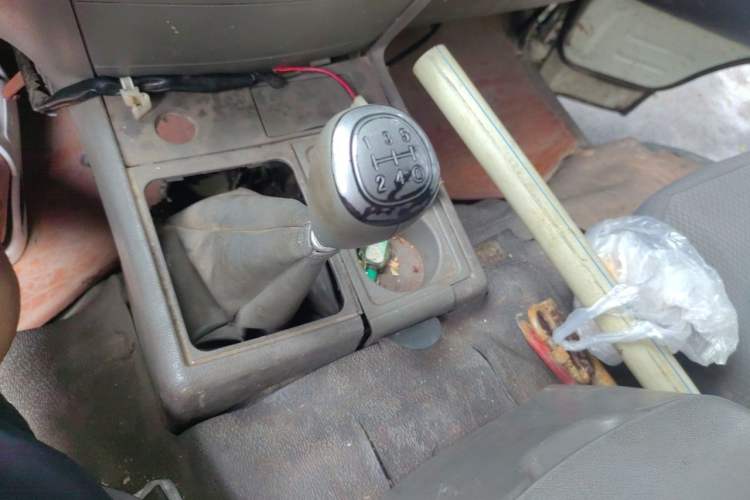 Used Jinbei Hiace 2011 2.0L Sixth-Generation Classic Standard 4G20D4B Gear Lever