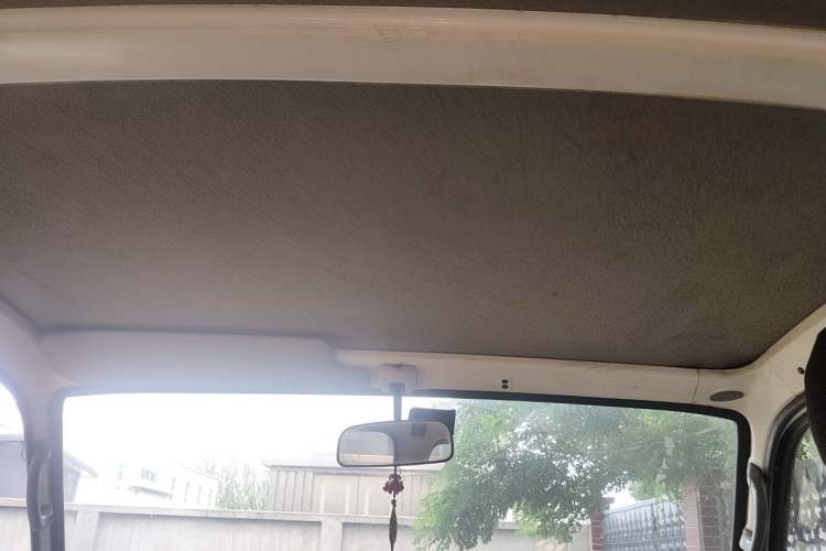 Used Jinbei Hiace 2011 2.0L 5th Generation Kuaiyunwang Standard Version 4G19 Headliner