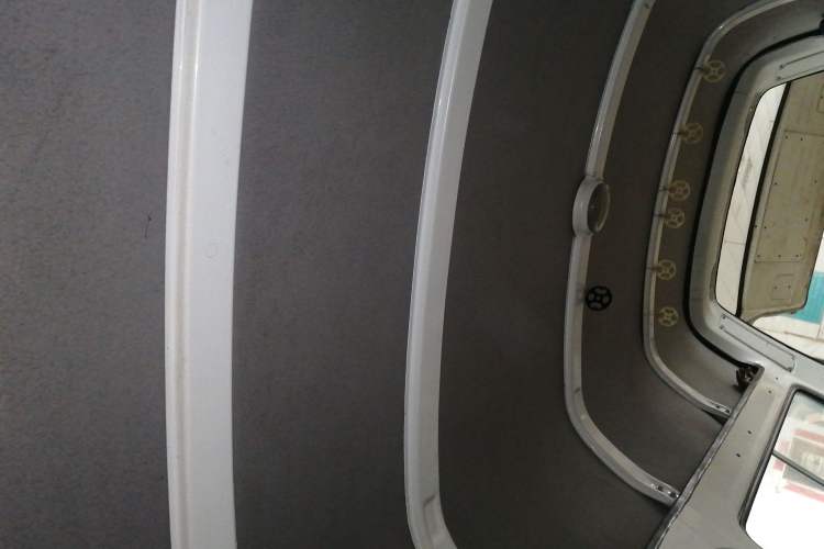 Used Jinbei Hiace 2011 2.0L Fifth-Generation Kuaiyun Classic Model V20 Headliner