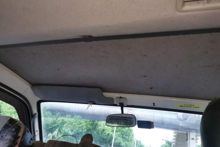 Used Jinbei Hiace 2011 2.0L 5th Generation Kuaiyunwang Luxury Edition 4G19 Headliner
