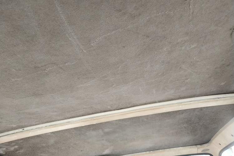 Used Jinbei Hiace 2011 2.0L 5th Generation Kuaiyunwang Comfort Type K 4G19 Headliner