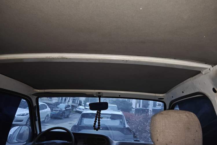 Used Jinbei Hiace 2011 2.0L 5th Generation Kuaiyunwang Comfort Z-Type 4G19 Headliner