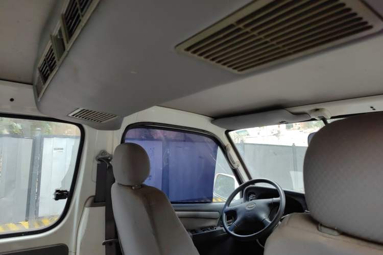 Used Jinbei Hiace 2011 2.0L Fifth-Generation Kuaiyunwang Comfort Type K 4G20B Headliner