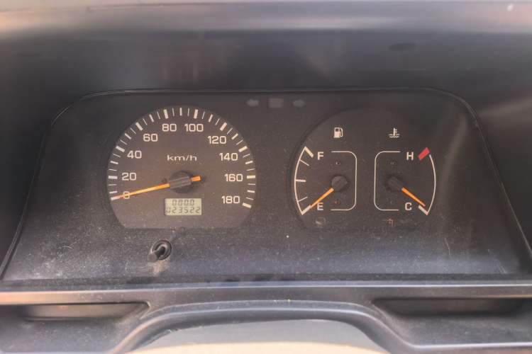 Used Jinbei Hiace 2011 2.0L Fifth-Generation Xiangyun Classic 4G20D4B Instrument Cluster