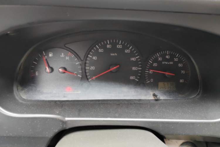 Used Jinbei Hiace 2011 2.0L 5th Generation Kuaiyunwang Comfort Z-Type 4G19 Instrument Cluster