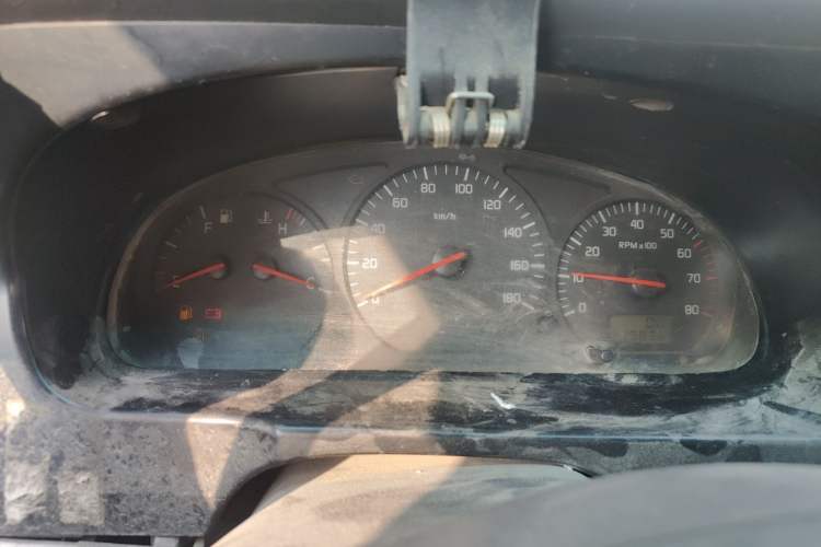 Used Jinbei Hiace 2011 2.0L 5th Generation Kuaiyunwang Comfort Type K 4G19 Instrument Cluster