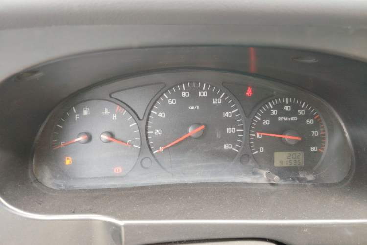 Used Jinbei Hiace 2011 2.0L 5th Generation Kuaiyunwang Luxury Version 4G20B Instrument Cluster