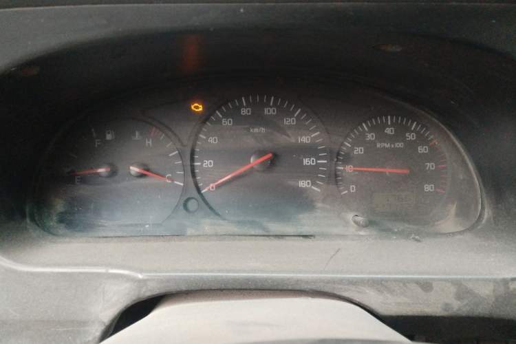 Used Jinbei Hiace 2011 2.0L 5th Generation Kuaiyunwang Standard Version 4G19 Instrument Cluster