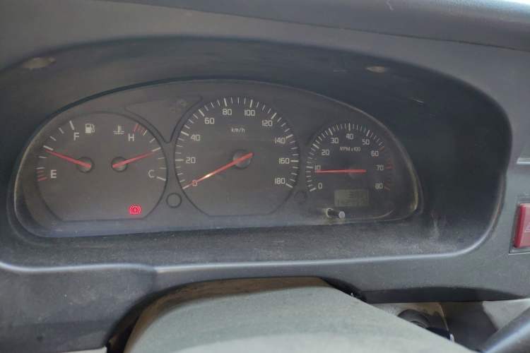 Used Jinbei Hiace 2011 2.0L 5th Generation Kuaiyunwang Standard Version 4G19 Instrument Cluster