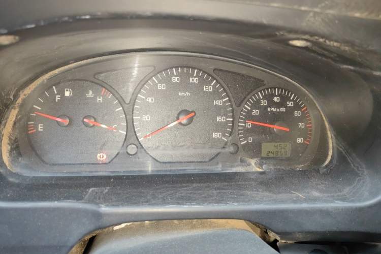 Used Jinbei Hiace 2011 2.0L Fifth-Generation Kuaiyunwang Comfort Type K 4G20B Instrument Cluster