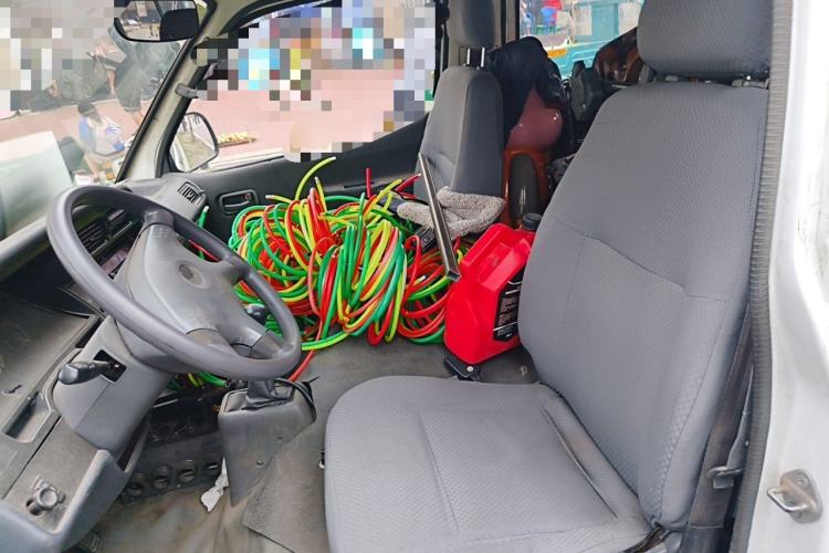 Used Jinbei Hiace 2011 2.0L 5th Generation Kuaiyunwang Standard Version 4G20B Left Front Seat