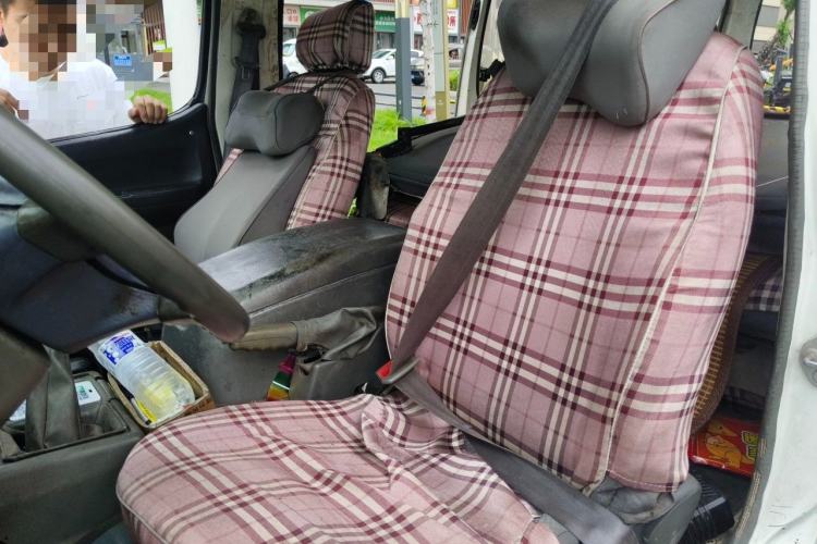 Used Jinbei Hiace 2011 2.0L Fifth-Generation Kuaiyun Classic V19 Left Front Seat