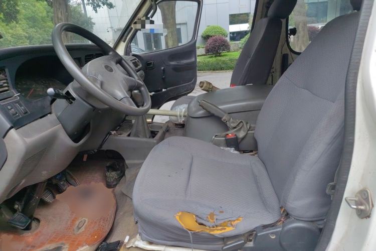 Used Jinbei Hiace 2011 2.0L Sixth-Generation Classic Standard 4G20D4B Left Front Seat
