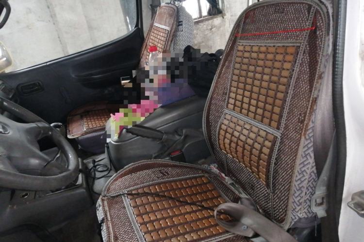 Used Jinbei Hiace 2011 2.0L Fifth-Generation Kuaiyun Classic Model V20 Left Front Seat